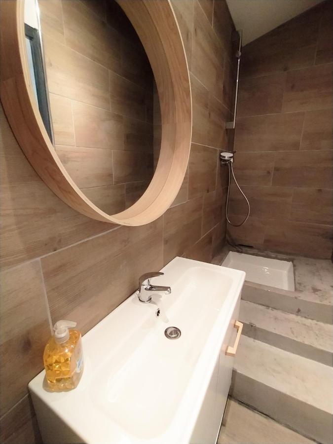 Calme En Centre Ville Appartement , Spacieux Et Renove A 50M De La Place Carnot Carcassonne Exteriör bild